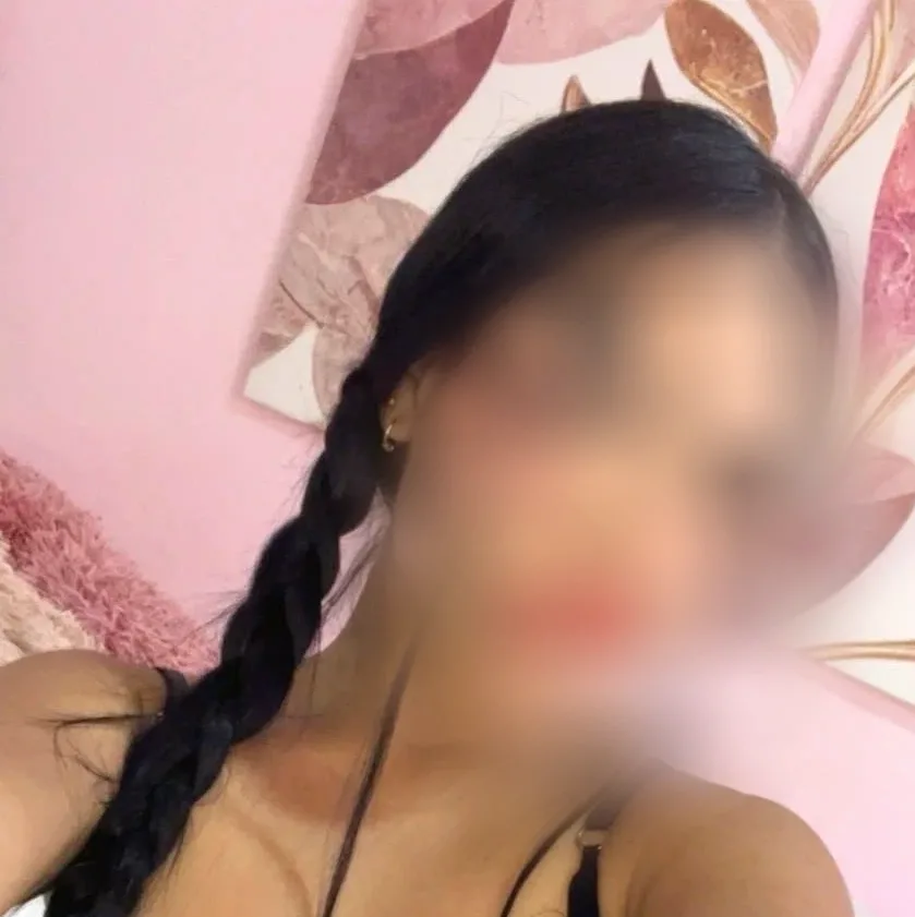 Celina, 23