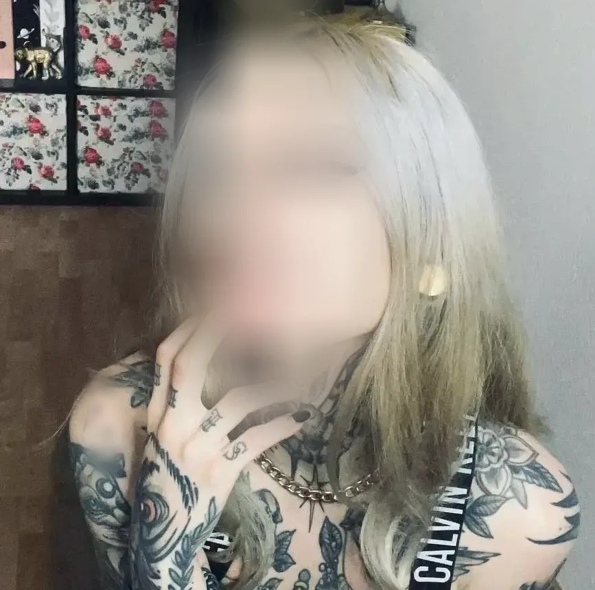 Malin, 21