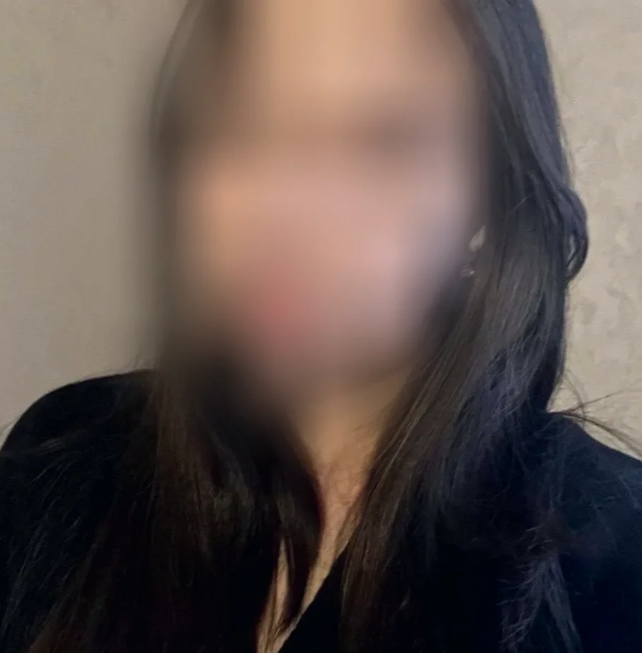Marina, 20