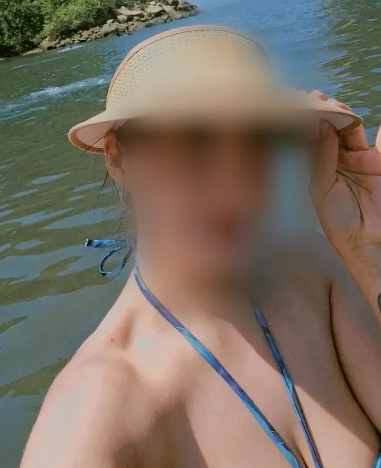 Pia, 36