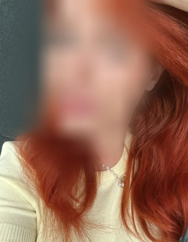 Sandra, 31